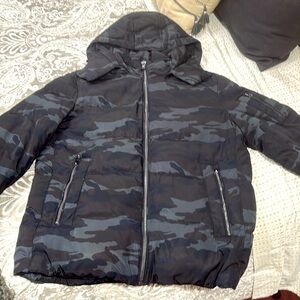 chamata michael kors, thick, camouflaged